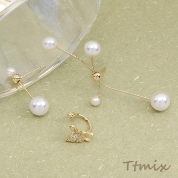 蝶付きイヤーカフ＆パールピアス ゴールド（1セット）