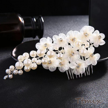 ブライダルアクセサリー 花嫁アクセサリー ウェディングヘッドドレス ヘアコーム 花 フラワー（1ヶ）