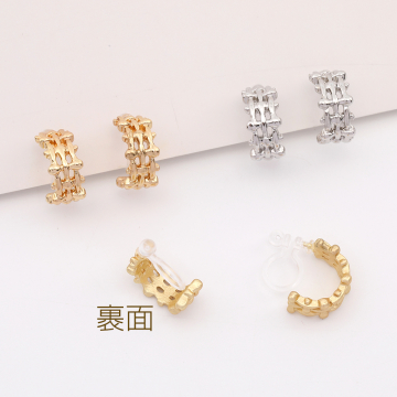 樹脂ノンホールピアス 編み込み風フープ 6×13mm（2ヶ）