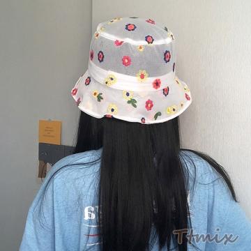 帽子 レディース メッシュ 日よけ 花柄帽子 たためる 薄手 刺繍 おしゃれ かわいい 涼しい 56-58cm 黒 白（1ヶ）