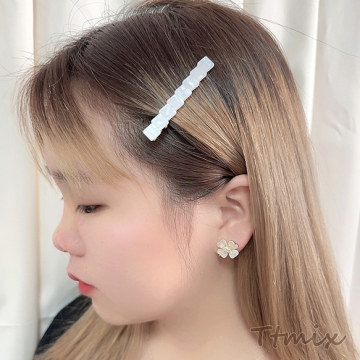 ヘアクリップ スクエア型 0.8×6.5cm（4ヶ）