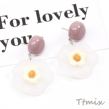 デザインピアス フラワーのピアス 15×30mm