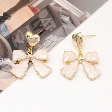 ハートリボンピアス レディースピアス おしゃれピアス トレンドピアス 23×29mm