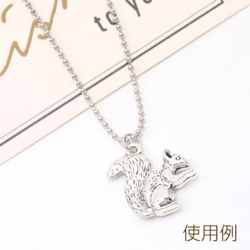 銀古美チャーム アンティークシルバー 立体メタルチャーム リス 19×21mm（10ヶ）