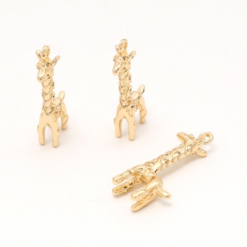 立体メタルチャーム キリンモチーフ カン付き ゴールド 13×23mm（8ヶ）