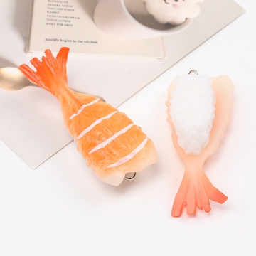 食品サンプル えび寿司 食品サンプルキーホルダーチャーム ミニチュアフード 海老寿司チャーム プラスチック製 カン付き 2.5×6.5cm（1ヶ）