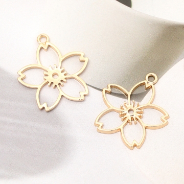 レジンフレームチャーム フラワー 花 さくら 桜 1カン付き ゴールド 32×35mm（4ヶ）