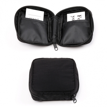 収納ポーチ 小銭入れ 小物入れ ミニウォレット ファスナータイプ ブラック 約4×10×10cm（1ヶ）