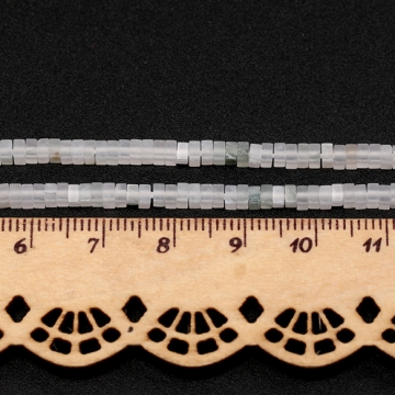 天然石ビーズ 連売り スクエア型 通し穴あり 約1.7×2.8mm 1連(約220ヶ)