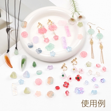 チェコチャーム チェコガラスチャーム 蓮の花コネクターパーツ 2穴あり 約16×20mm（20ヶ）