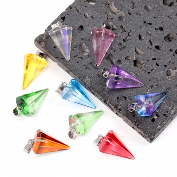 ガラスチャーム 円錐型 ガラスペンダントトップ 表面カット カン付き 約13.5×24mm (4ヶ)