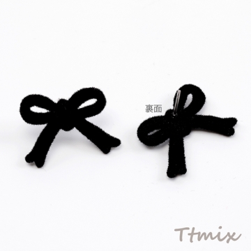 リボンピアス フロッキーピアス リボン 合金製 キャッチ付き（鉄製）約16×22mm（4ヶ）