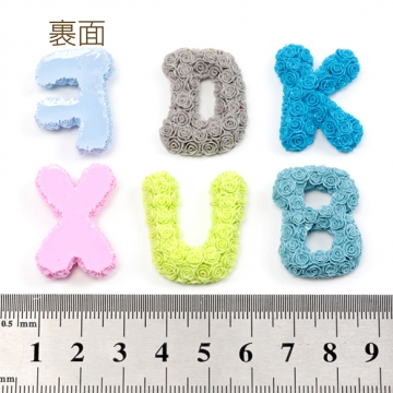 アクリル貼り付けパーツ 英語ミックス 文字 カラフル アルファベット イニシャル ※ランダムのため指定不可（8ヶ）
