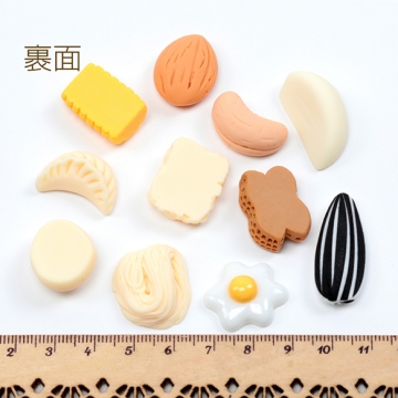 樹脂貼付けパーツ コーン うどん ごはん 餃子 食べ物 食品サンプル カラフル レジン ※種類ランダム（10ヶ）