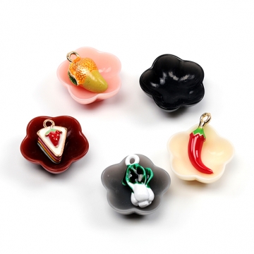 ミニチュアサンプルパーツ 樹脂パーツ お皿 ミニ 置物 可愛い アクセサリー 約18mm（4ヶ）
