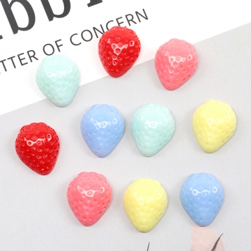 いちご貼付けパーツ 樹脂製 いちご 苺 ストロベリー フルーツ 果物 デコパーツ 約15×19mm（6ヶ）