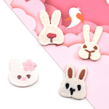 刺繍ワッペン 毛糸 うさぎ 兎 アニマル 動物 服飾パーツ 貼り付けパーツ 全4種（10ヶ）