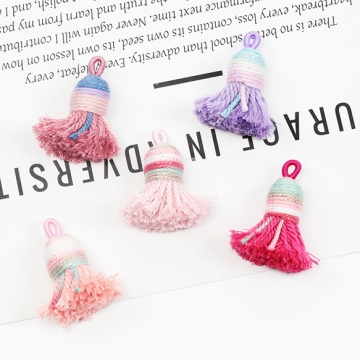 タッセルチャーム 刺繍糸ミニタッセル タッセルパーツ ピアス イヤリング キーホルダー制作におすすめ 長さ約3.5m（1ヶ）