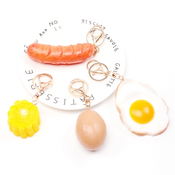 食品サンプルキーホルダー 野菜 たまご 目玉焼き ソーセージ ミニチュアフード リアル食品 約5×11.5cm（1ヶ）