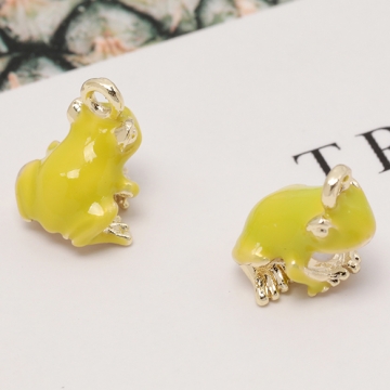 エポチャーム カエル 蛙 梅雨 立体 いきもの メタルチャーム 約10×11mm（2ヶ）