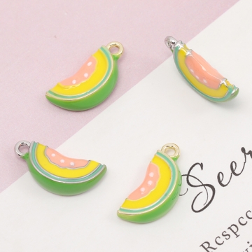 エポチャーム メロン 立体 果物 フルーツ ミニチュア メタルチャーム 約9×18mm（2ヶ）