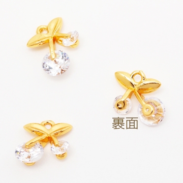 ガラスチャーム さくらんぼ チェリー ストーン付き 果物 フルーツ メタルチャーム 約10×12mm（1ヶ）
