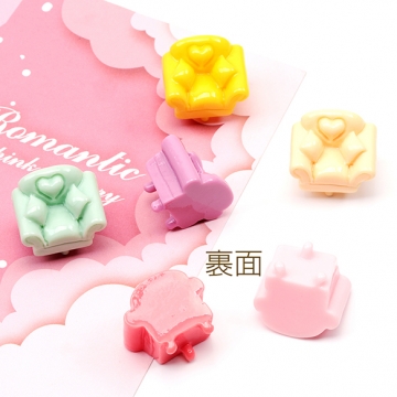 ミニチュア 椅子 イス ソファ チェア 装飾 小物 ドールハウス 樹脂パーツ 約20×22mm（4ヶ）