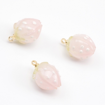 いちごチャーム 樹脂製 立体 ミニチュアいちご 果物 フルーツチャーム いちご イチゴ 苺 カン付き 約12×17mm（1ヶ）