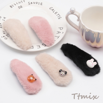 バレッタ ふわふわ 秋冬用 可愛い ヘアアクセサリー 髪留め ヘアクリップ 約4×10cm（4ヶ）