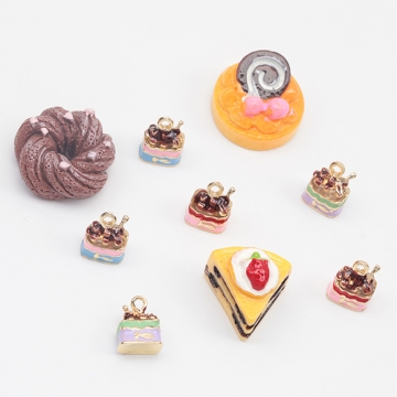 エポチャーム ケーキモチーフ ショートケーキチャーム スイーツチャーム ミニチュアフード 1カン 約8×10mm (2ヶ)