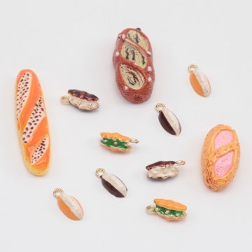 エポチャーム パンサンドイッチモチーフ パンチャーム スイーツチャーム ミニチュアフード 1カン 約6×13mm (2ヶ)