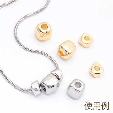 スペーサービーズ 不規則 三角形 メタルビーズ 約5×10mm（6ヶ）