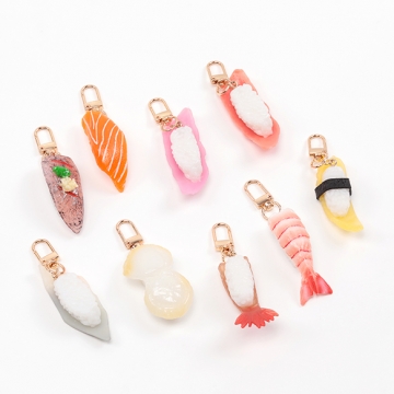 キーホルダー アジの握り寿司 食品サンプルキーホルダー ミニチュアフードストラップ U字型ナスカン付き 約2.3×8.5cm