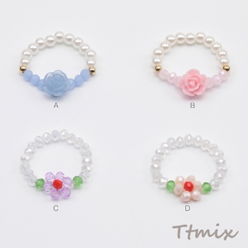 ビーズリング フラワー ガラスビーズ 手作り キュート 可愛い ゴム 伸縮 指輪（1ヶ）※サービス品のため返品不可
