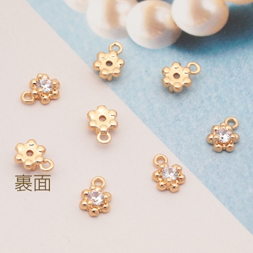 ジルコニアチャーム お花 ミニフラワー ストーン付き フラワーチャーム メタルチャーム 約5×6.5mm（4ヶ）