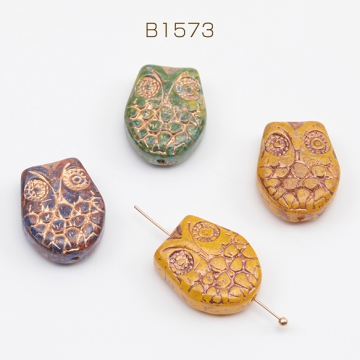 チェコ調ガラスビーズ ふくろう フクロウ 梟 チェコガラス風 アンティーク風 カラーランダム 約15×19mm（4ヶ）