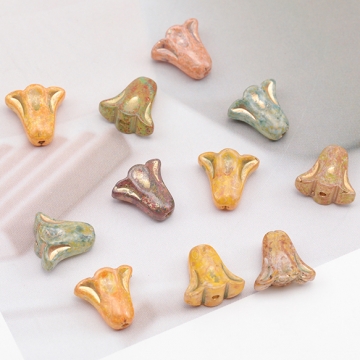 チェコ調ガラスビーズ お花 フラワー チェコガラス風 アンティーク風 カラーランダム 約10×11mm（15ヶ）