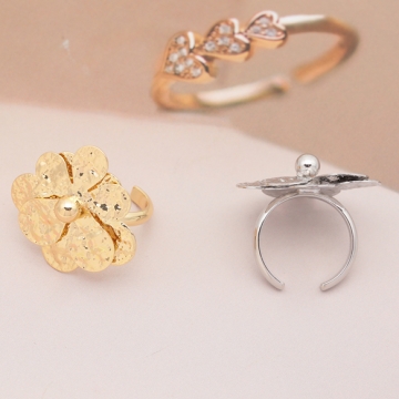 デザインリング フラワー 凹凸加工 指輪 メタル オープンリング 13号内径約17mm(幅約27mm)（1ヶ）