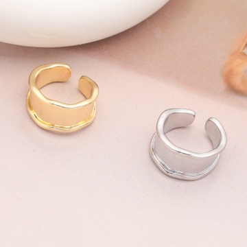 イヤーカフ 縁あり シンプル ピアスホール不要 片耳 両耳 耳飾り メタルイヤーカフ 約7×12mm（1ヶ）