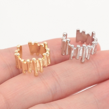 イヤーカフ 縦ライン ピアスホール不要 片耳 両耳 耳飾り メタルイヤーカフ 約9×15mm（1ヶ）