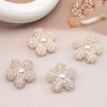 ビーズ編みパーツ お花 五弁花 ABSパール 編みフラワー 手作り ビーズ編みチャーム 約20mm（1ヶ）