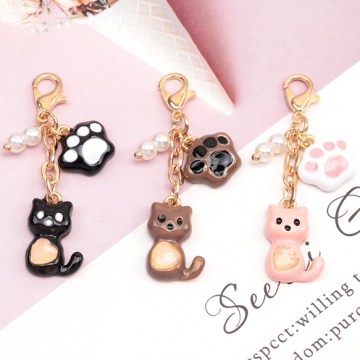 カニカン付きチャーム 猫 キャット 足跡 スマホチャーム マスクチャーム ねこストラップ キーホルダー（1ヶ）