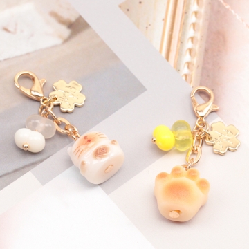 カニカン付きチャーム アニマルの足跡 スマホチャーム マスクチャーム ストラップ キーホルダー（1ヶ）