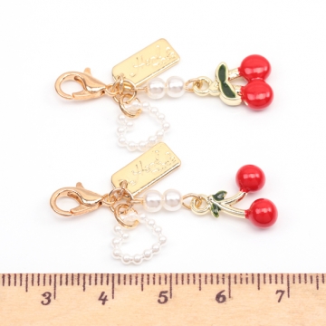 カニカン付きチャーム さくらんぼ チェリー スマホチャーム マスクチャーム ストラップ キーホルダー（1ヶ）