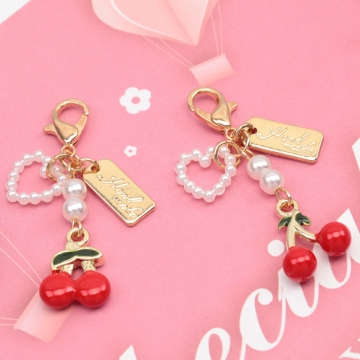 カニカン付きチャーム さくらんぼ チェリー スマホチャーム マスクチャーム ストラップ キーホルダー（1ヶ）