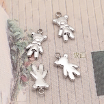 メタルチャーム くまモチーフ 熊 クマチャーム アニマルパーツ ステンレス製 カン付き 11×15mm (1 ヶ)