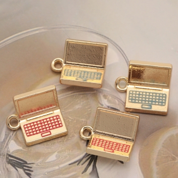 パソコンチャーム ノートパソコン PC 直線的 ビジネス ミニチュア エポチャーム メタルチャーム 約15×16mm（4ヶ）