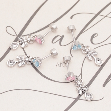 バーベルピアス ストーン＆揺れるチャーム ステンレス製 メッキ加工 デザインピアス 約5×5mm6×13mm（ 1ペア）