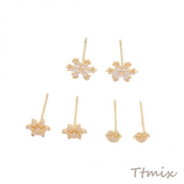 デザインピアス 雪 雪の結晶 冬 スタッドピアス  3種（1セット）