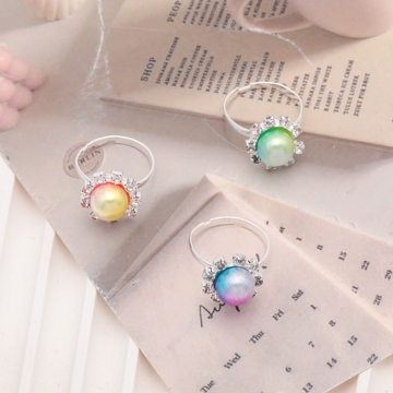 キッズ用リング ランダム パール風 子ども用 おもちゃの指輪 オープンリング 外径約17mm内径約15mm（1ケース）